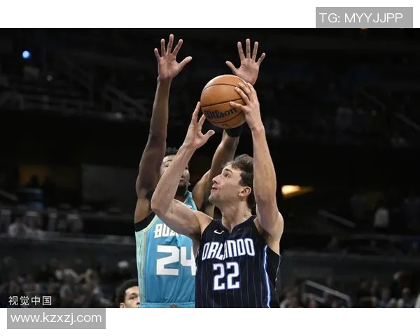 塞克斯顿弧顶三分发威，黄蜂领先20分逼魔术暂停